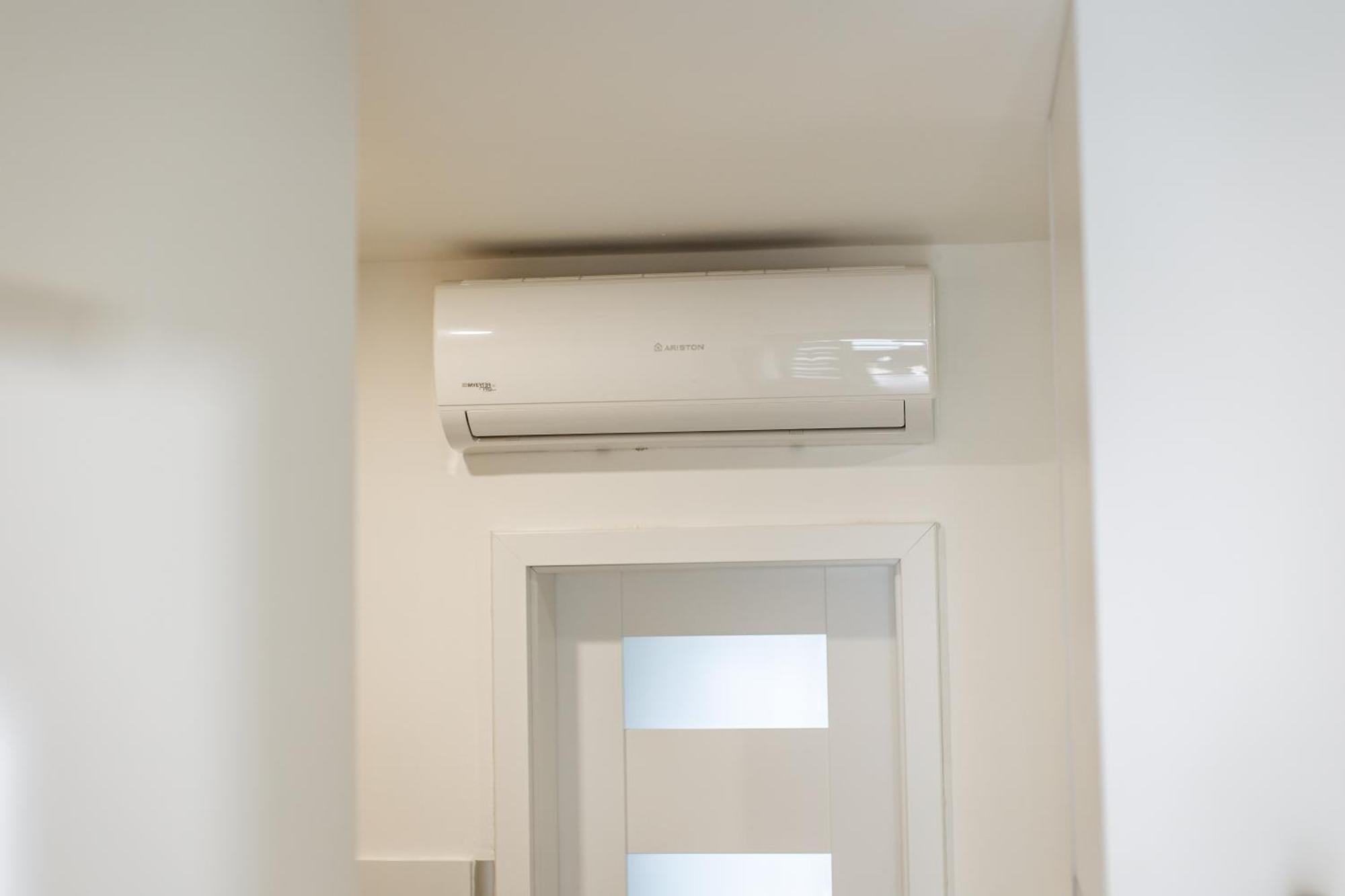 Cozy Studio Apartment In Osijek - Self Check In Kültér fotó