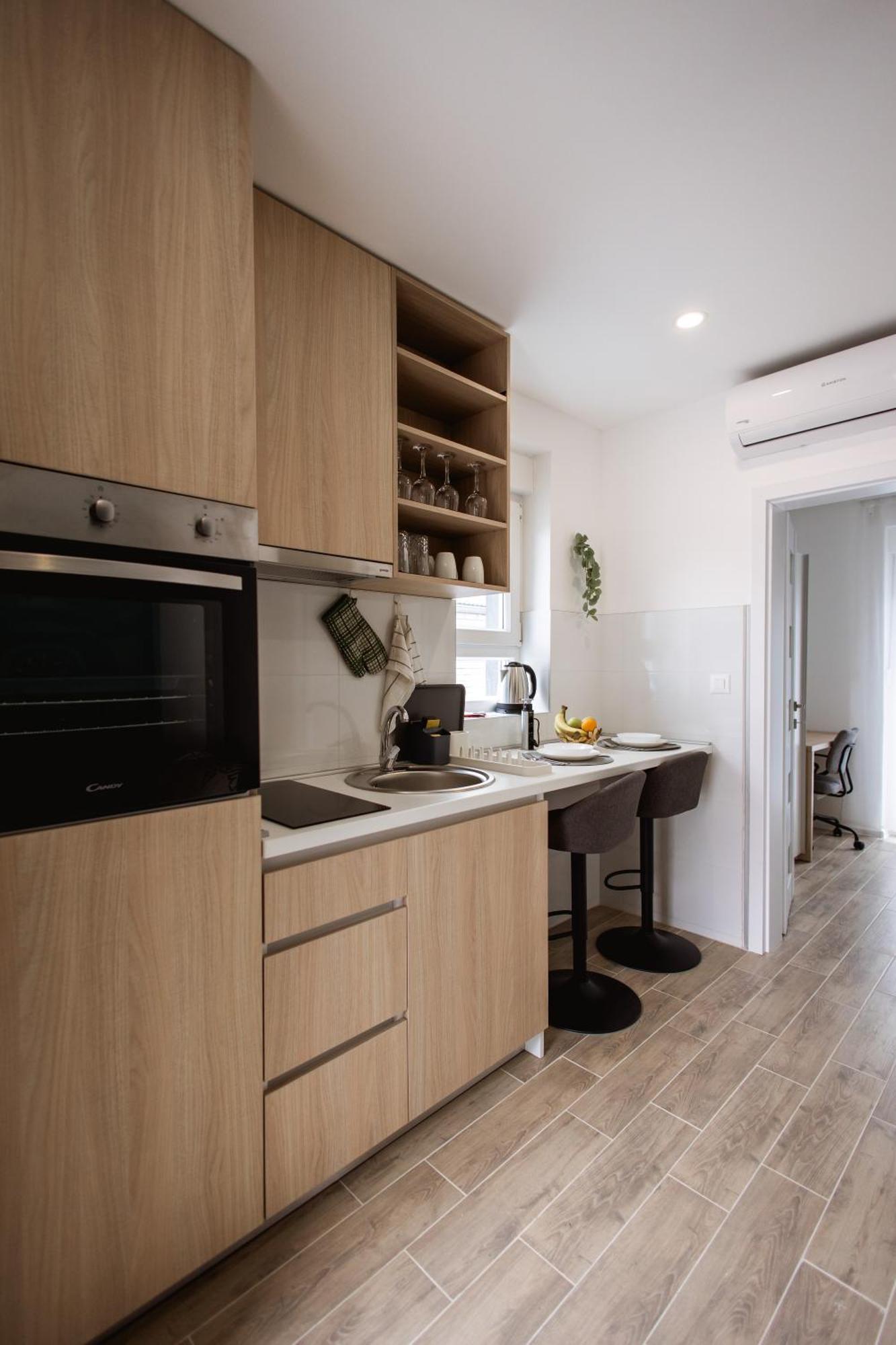 Cozy Studio Apartment In Osijek - Self Check In Kültér fotó